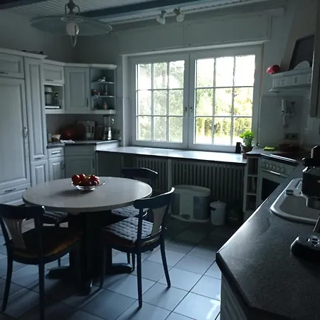 Homestay Im Mit Grossem Garten Und Parkplatz Reckershausen
